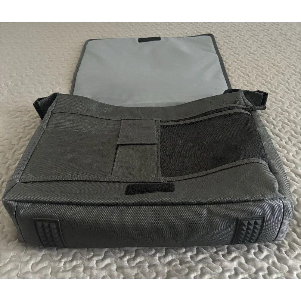 Laurex Messenger Bag Gray Floral 17